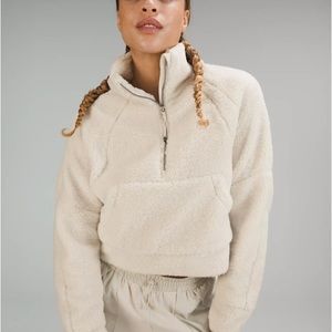 Lululemon Scuba - Medium/ Large - It’s a off white fleece - OG price was $148.